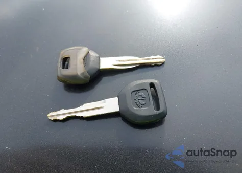 1998 Honda Civic Lx from USA, damaged, VIN 2HGEJ6673WH516840